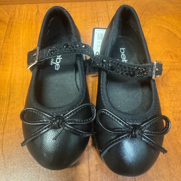 Bundle Kids Sandals and Flats - Picture 2 of 8